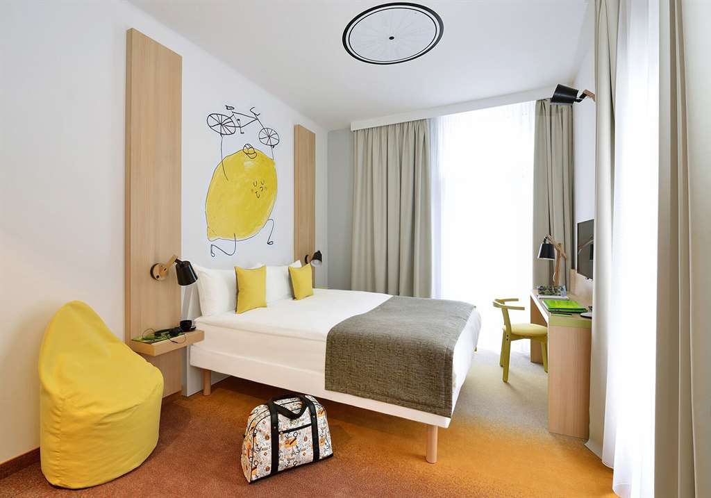 ibis-styles-budapest-1