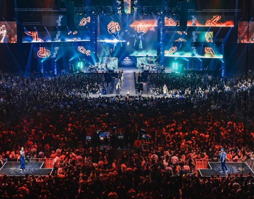 Rádióműsorral és online minisorozattal készül a Pilvaker-család