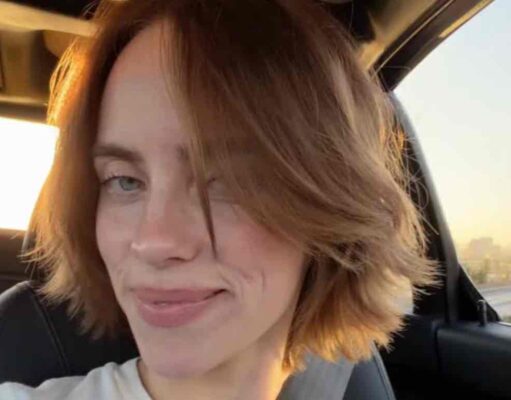 Billie Eilish teljesen megváltoztatta a külsejét: új frizurájával szinte rá sem lehet ismerni