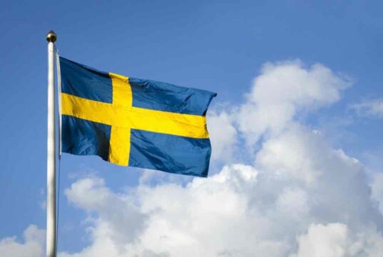 Svéd menekültpolitika a káosz szélén: hogyan fulladt válságba a következetlen integrációs modell?