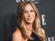 Így ünnepelt Jennifer Aniston új szerelmével, Jim Curtisszel és Adam Sandler áldásával