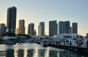 Miami augusztusi arca: perzselő hőség, trópusi páratartalom és hirtelen érkező zivatarok