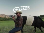 Az Oreo új kampánya a tej eredetét állítja a középpontba egy szokatlan történettel