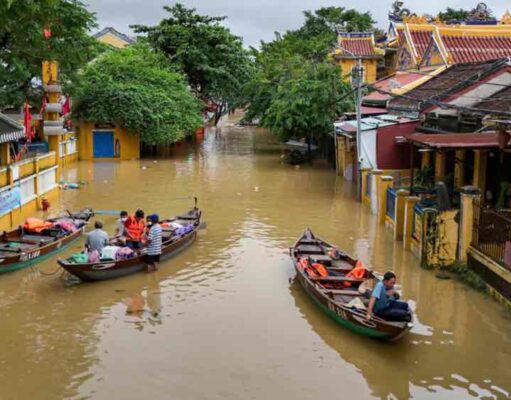 Rekordmennyiségű esőzés sújtja Vietnámot