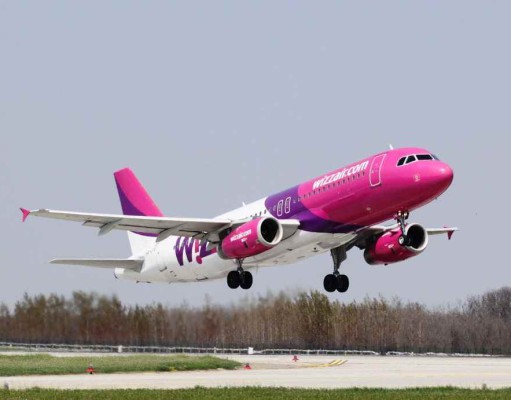Több újraindított járattal bővít nyáron a Wizz Air